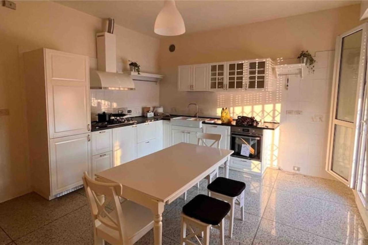Camere In Appartamento Condiviso Vista San Luca Boloňa Exteriér fotografie