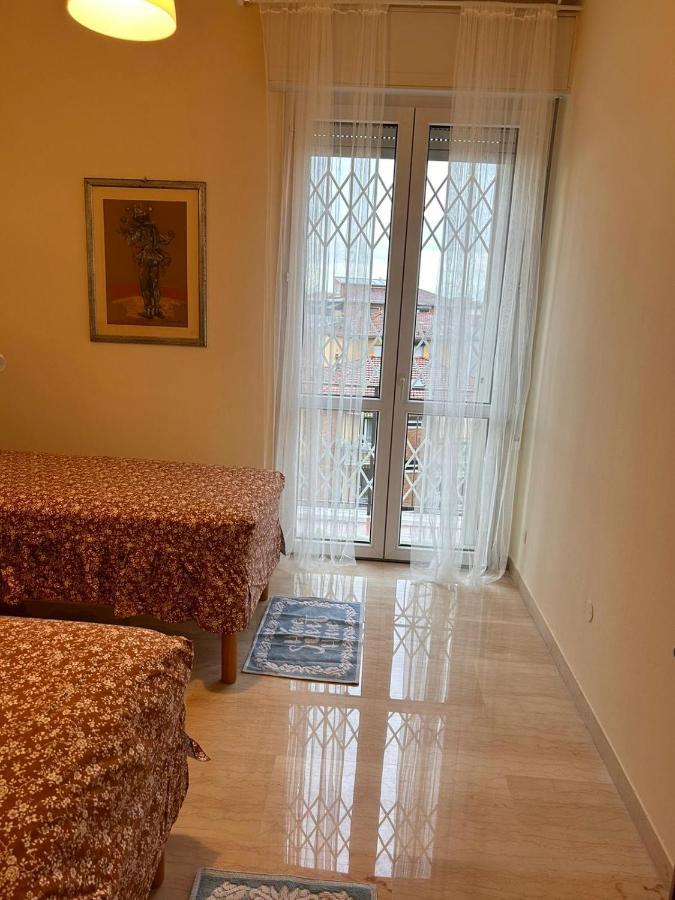 Camere In Appartamento Condiviso Vista San Luca Boloňa Exteriér fotografie