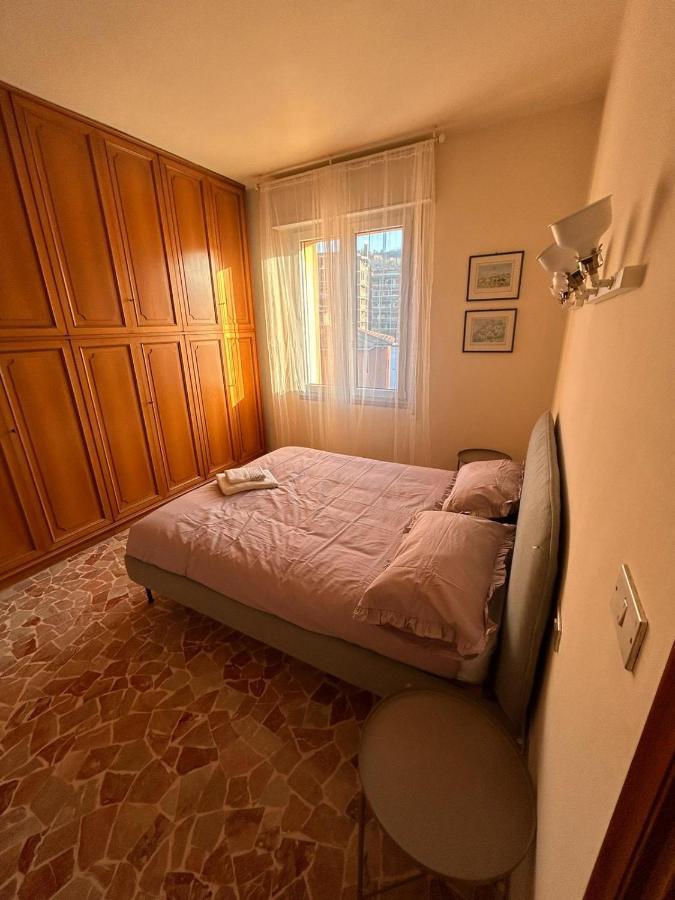 Camere In Appartamento Condiviso Vista San Luca Boloňa Exteriér fotografie