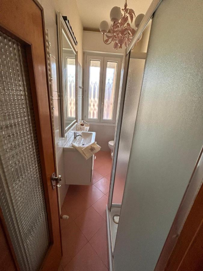 Camere In Appartamento Condiviso Vista San Luca Boloňa Exteriér fotografie